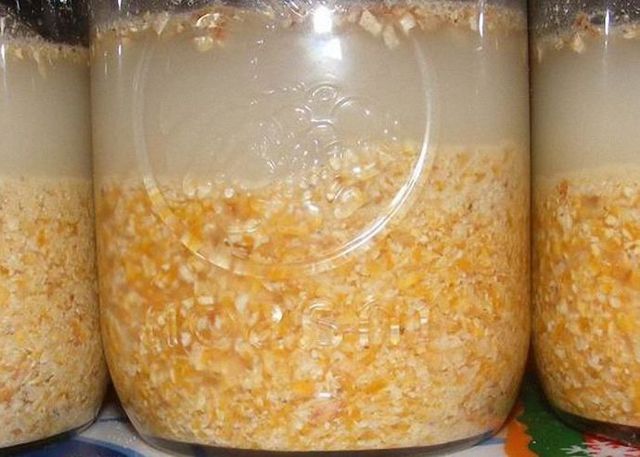 Быстрая брага для самогона – 2 рецепта из сахара и гороха